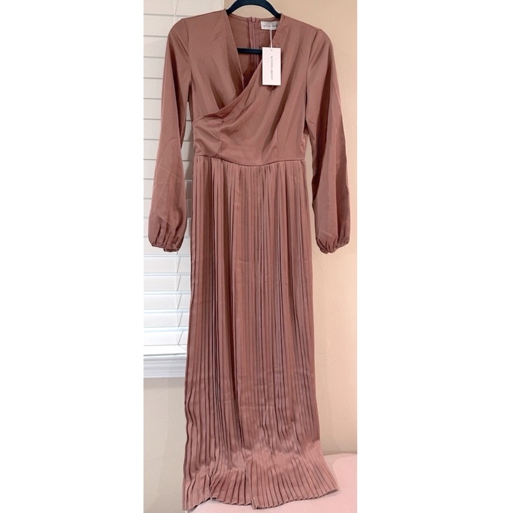 Modern Abayati NWT Rose Satin Pleated Maxi Dress XS Modest Wedding Guest